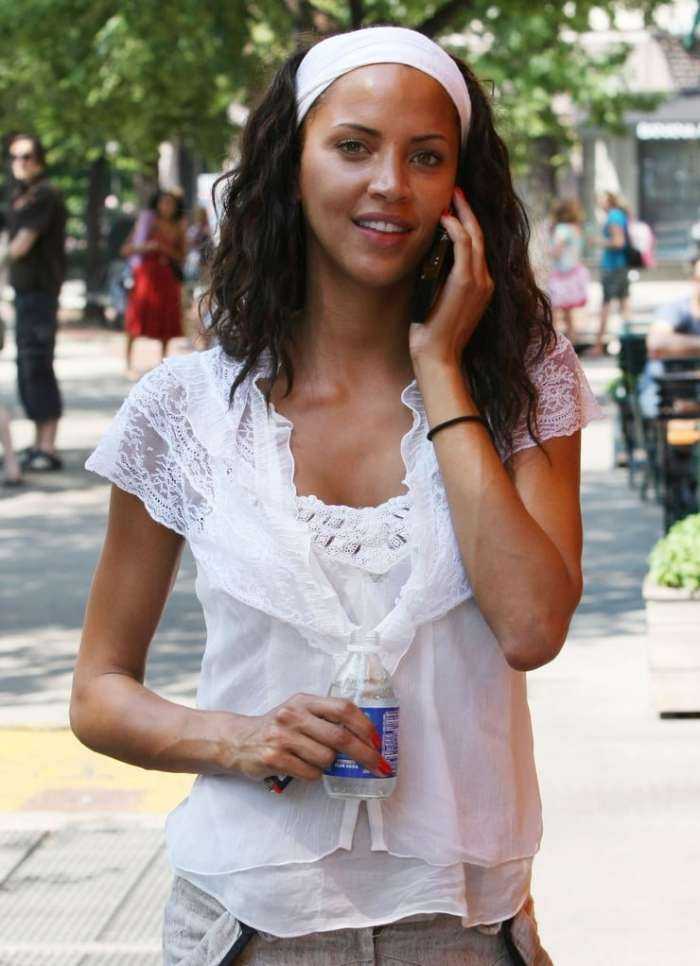 Ноэми Ленуар на фото