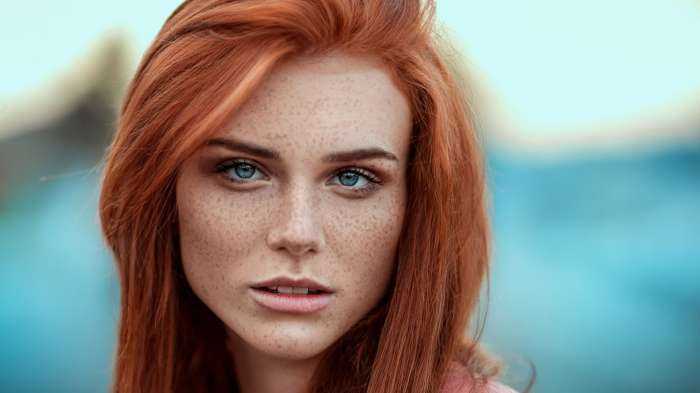 Рыжеволосые девушки с голубыми глазами на фото