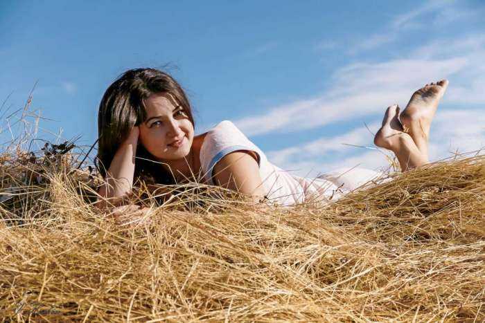 Красивые сельские девушки