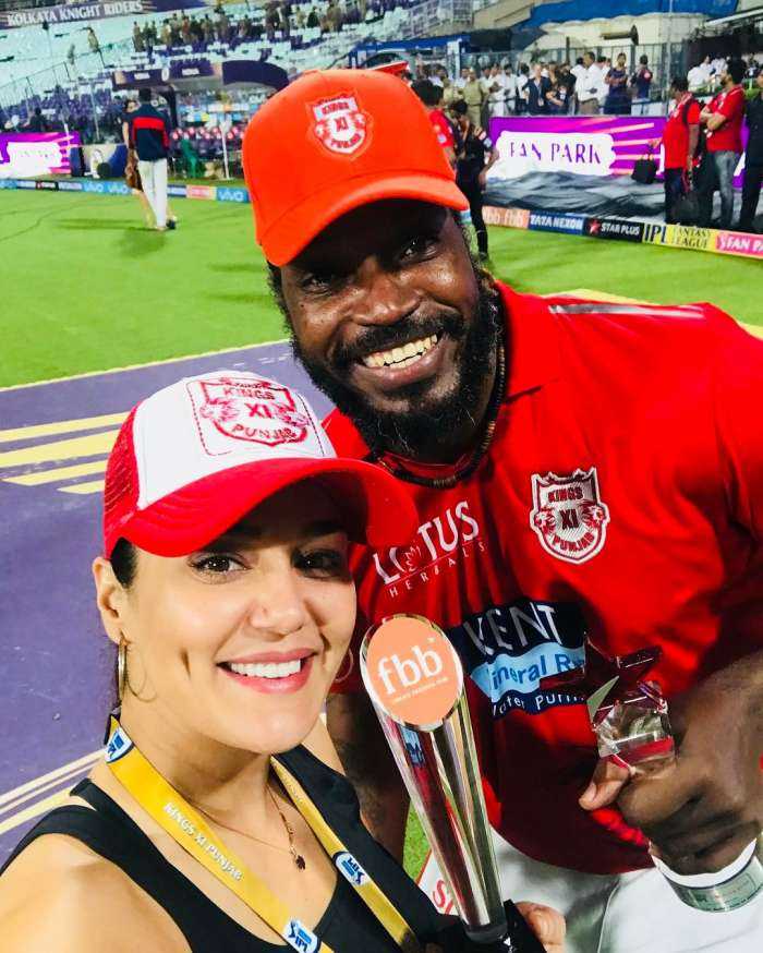 Прити Зинта (фото из Инстаграм)