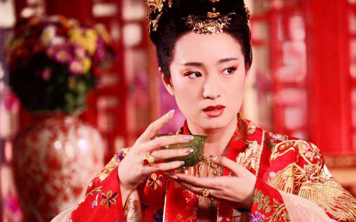 Гун Ли на фото