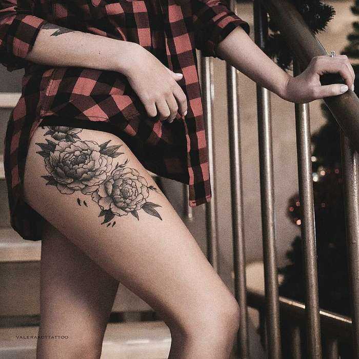 Татуировки на ногах у девушек на фото