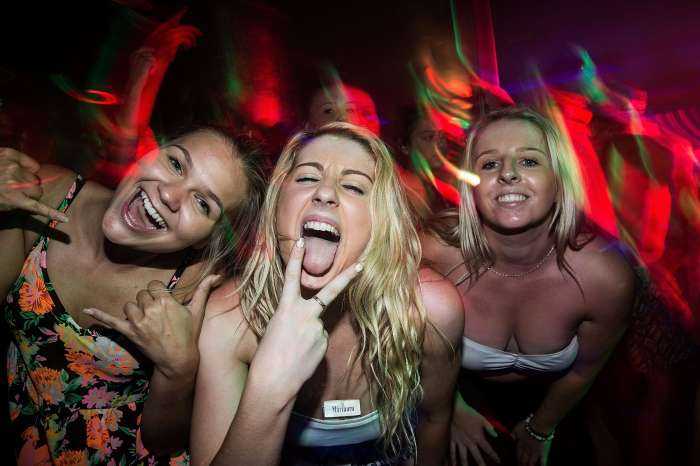 Пьяные девушки на фото