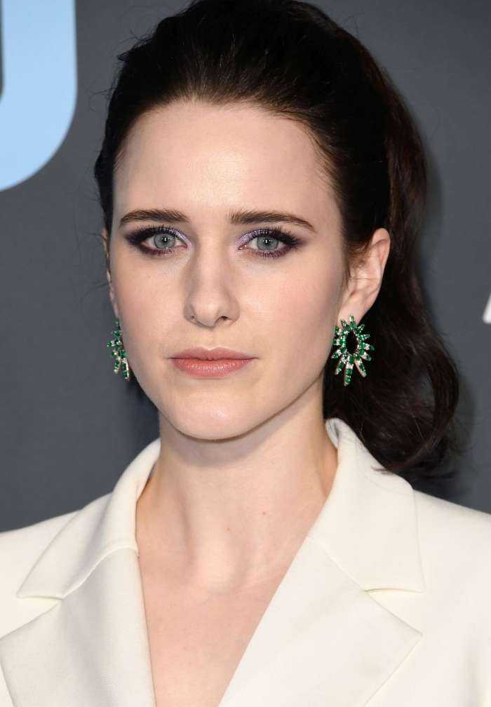 Рэйчел Броснахэн на фото