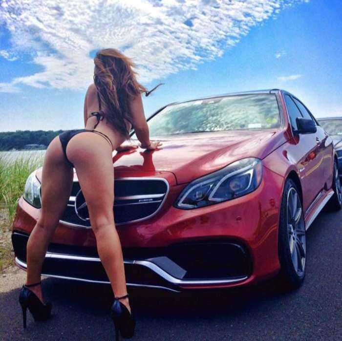 Крутые тачки и девушки на фото