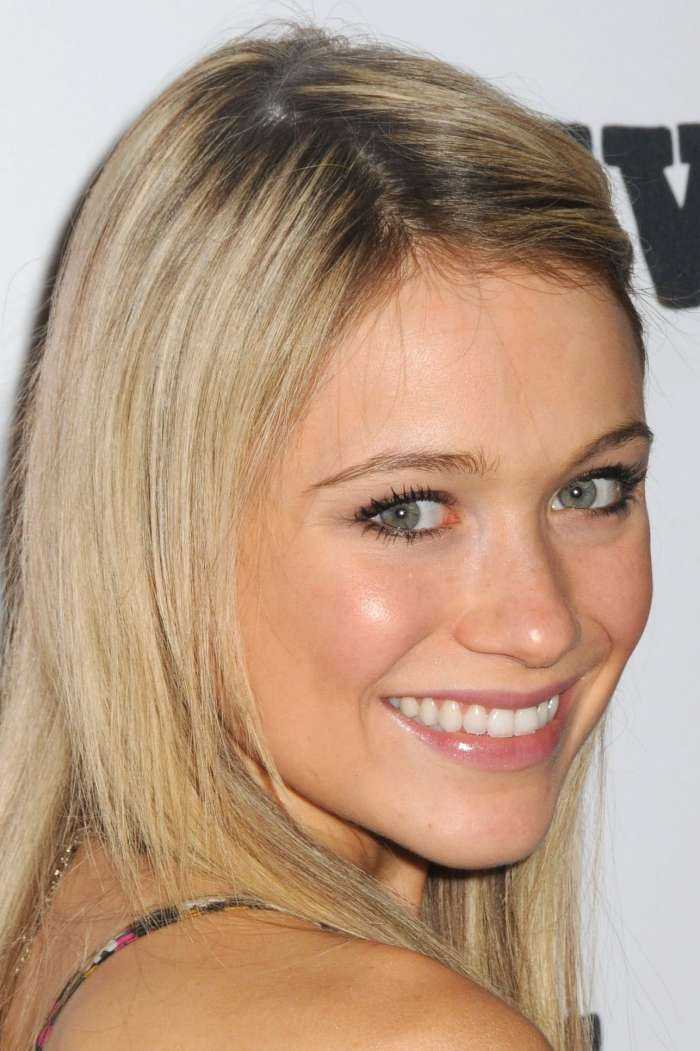 Катрина Боуден на фото