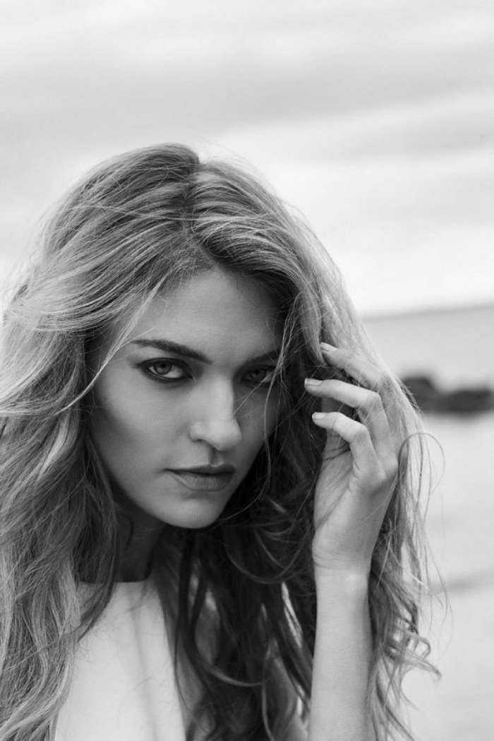 Карли Клосс на фото