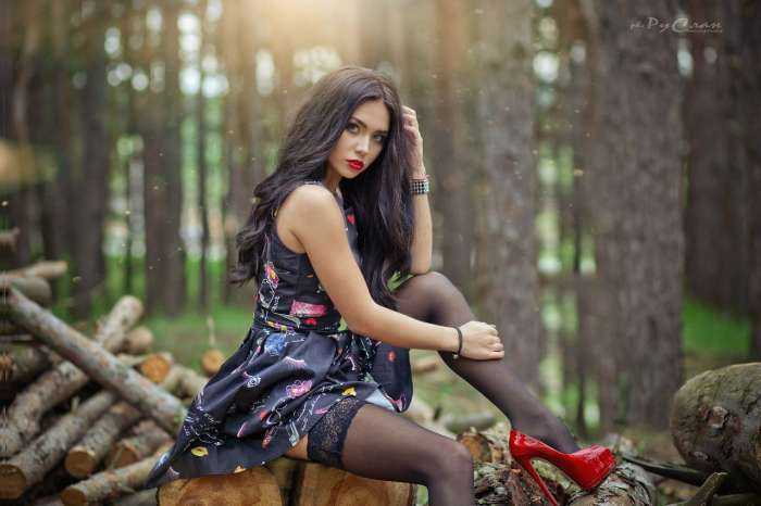 Красивые брюнетки на фото