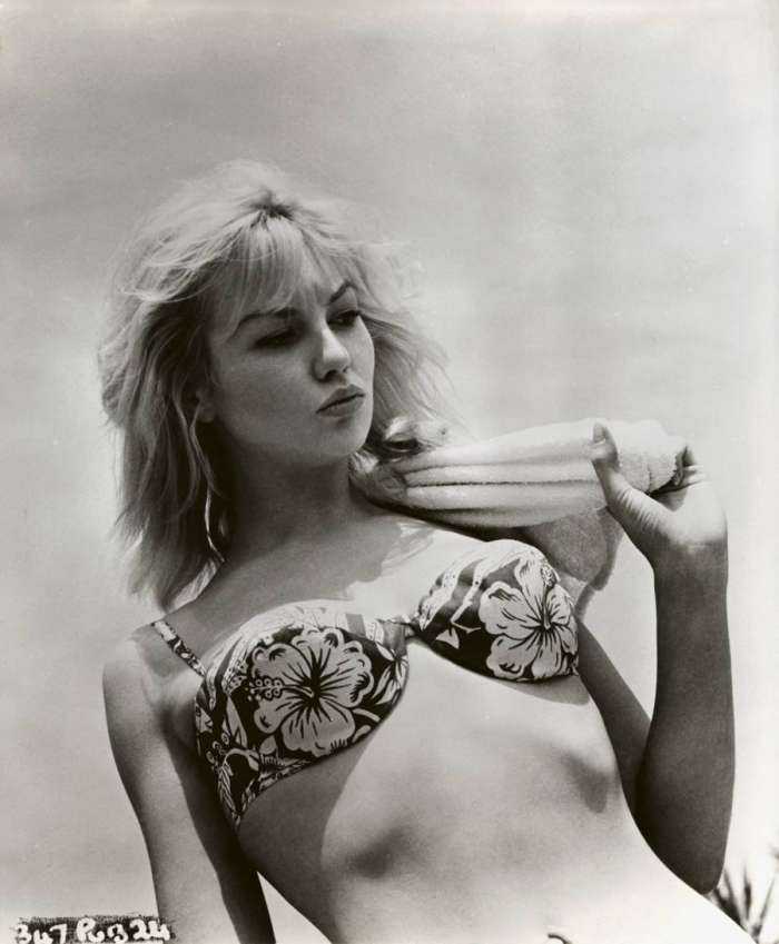 Милен Демонжо на фото