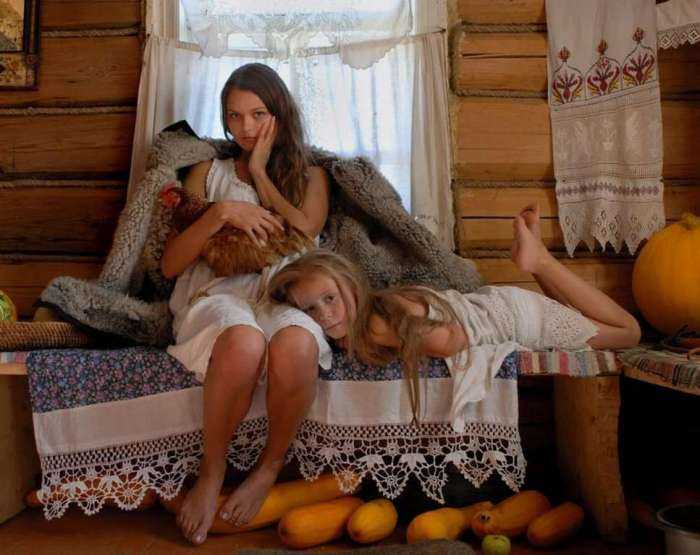 Красивые сельские девушки