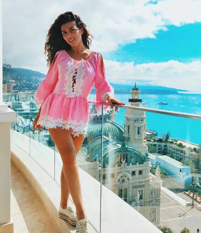 Анна Седокова (фото из Инстаграм)