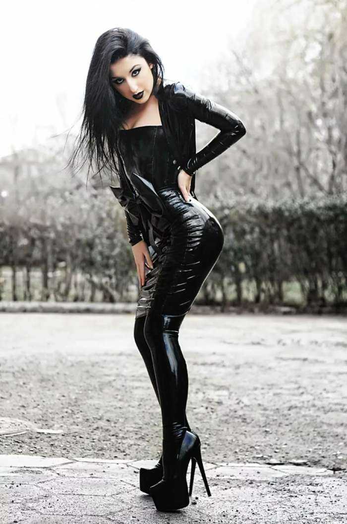 Девушки в латексе на фото