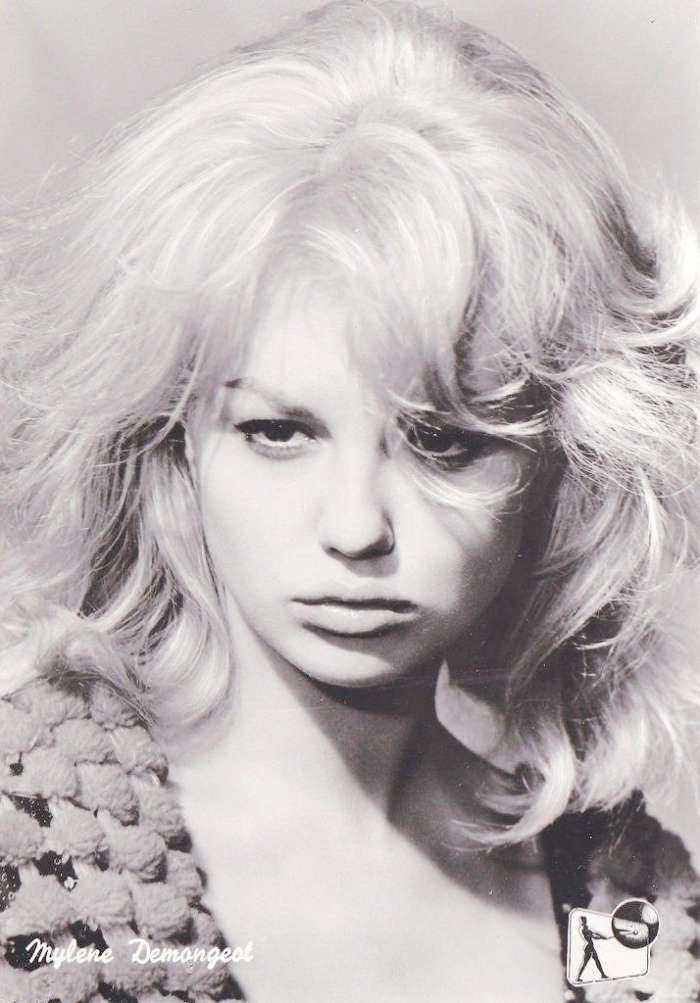 Милен Демонжо на фото