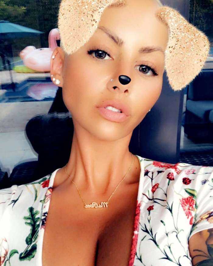 Эмбер Роуз Рева на фото