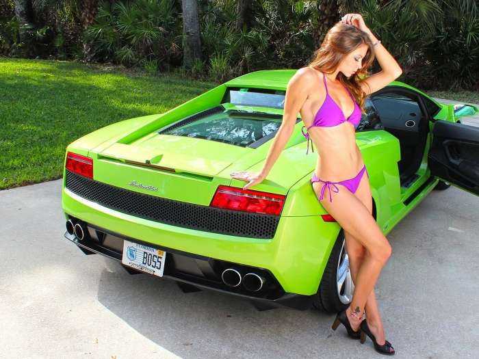 Крутые тачки и девушки на фото