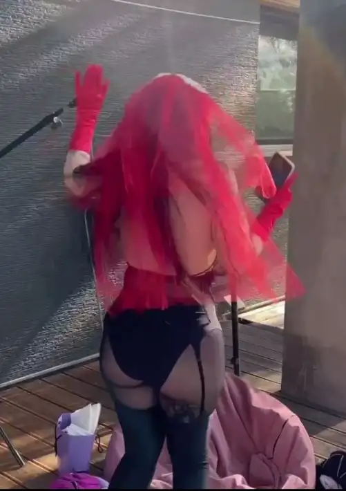 От скандалов до успеха: Фото тик-ток блогерши Дарьи Каплан