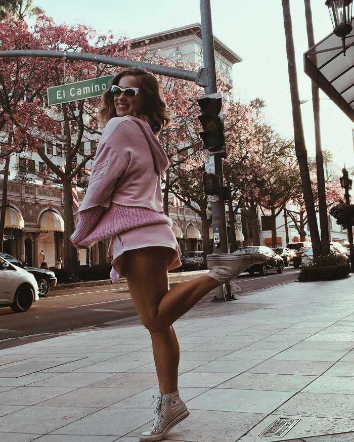 Хейли Лу Ричардсон на фото