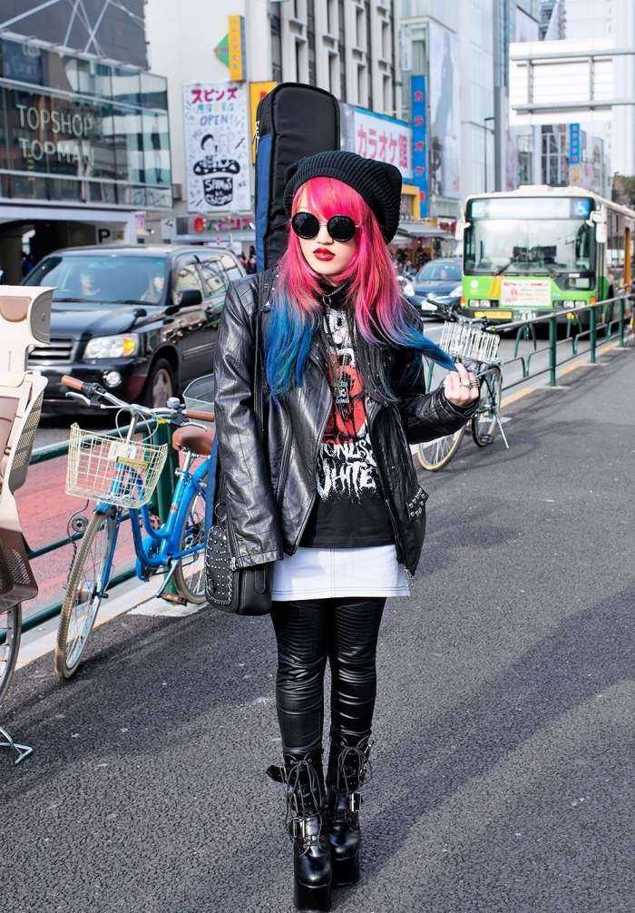 Девушки с цветными волосами на фото