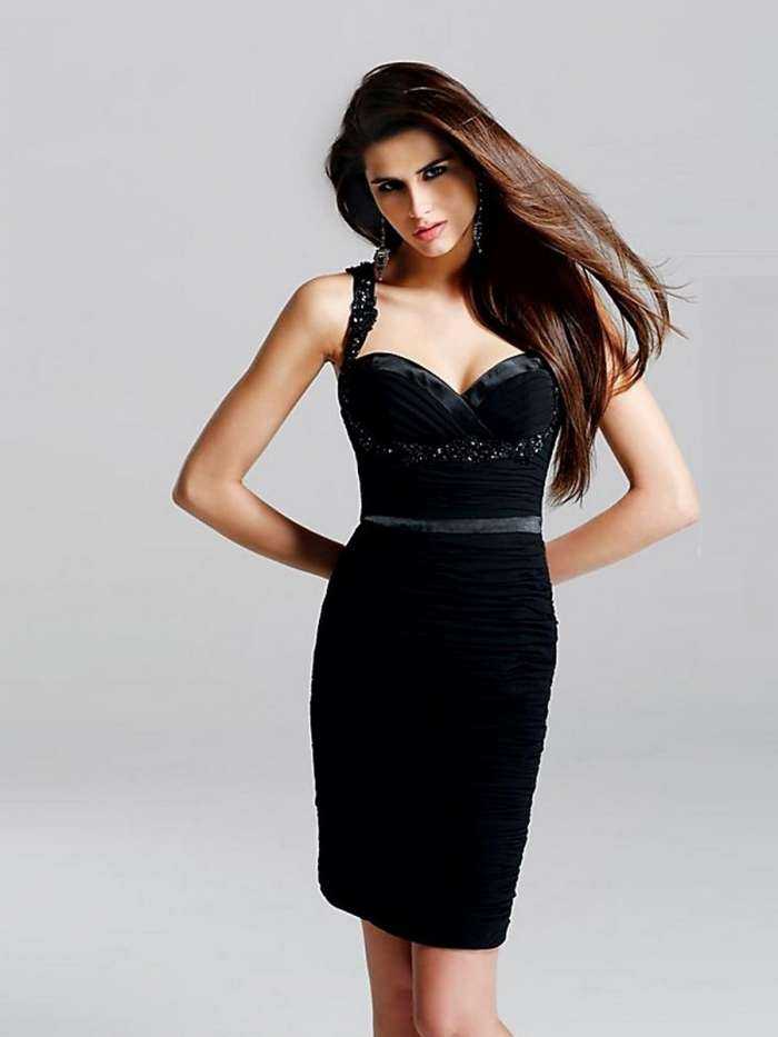 Соблазнительные девушки в обворожительных черных нарядах