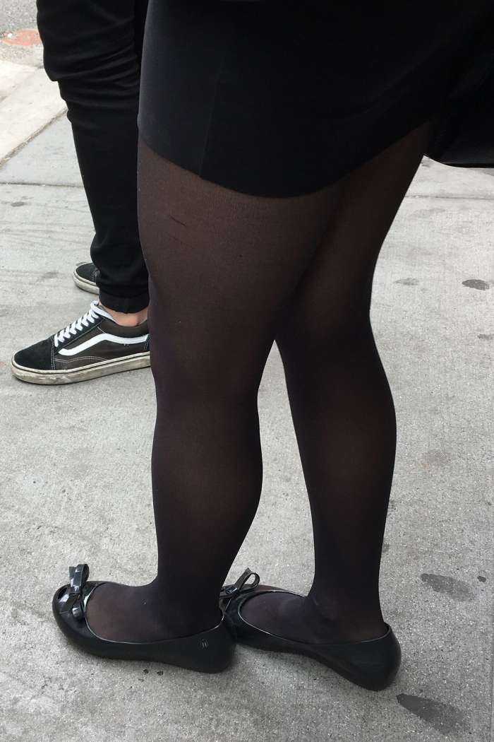 Девушки в балетках на фото