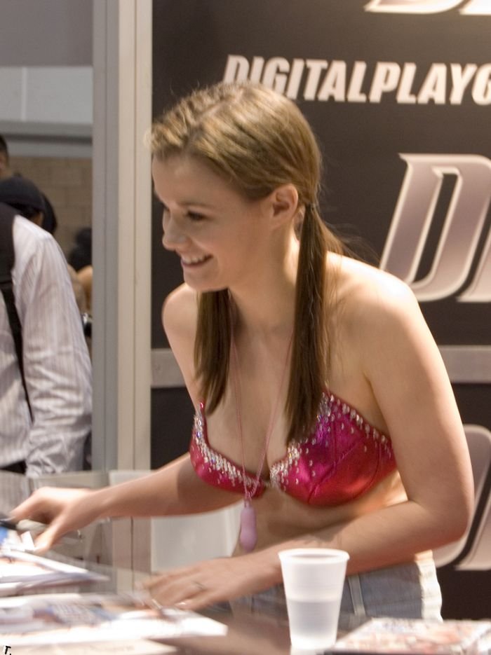 Девушки с AVN 2010 (96 фото) Девушки с AVN 2010 (96 фото)