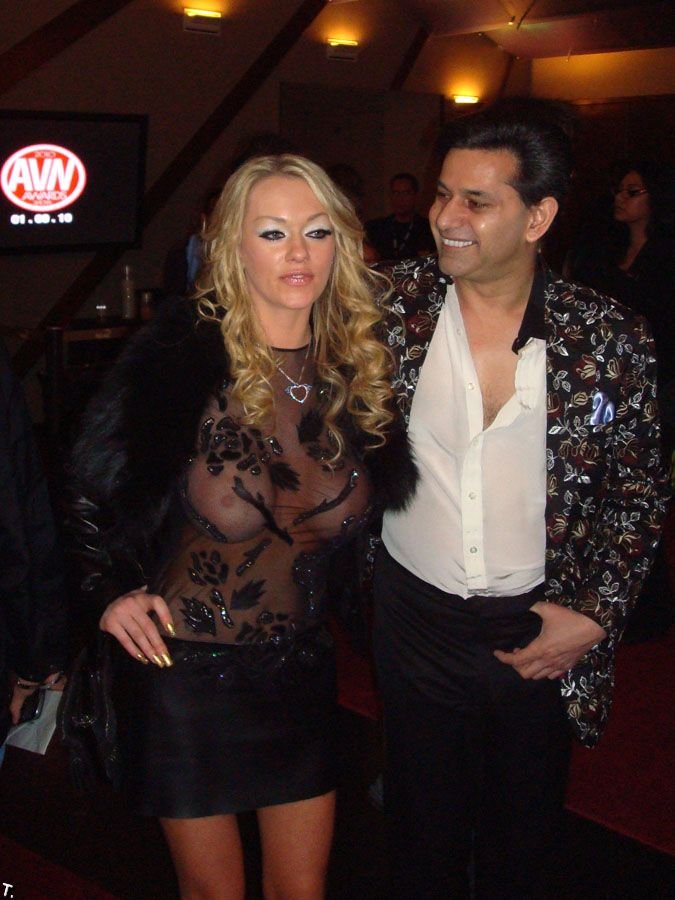 Девушки с AVN 2010 (96 фото) Девушки с AVN 2010 (96 фото)