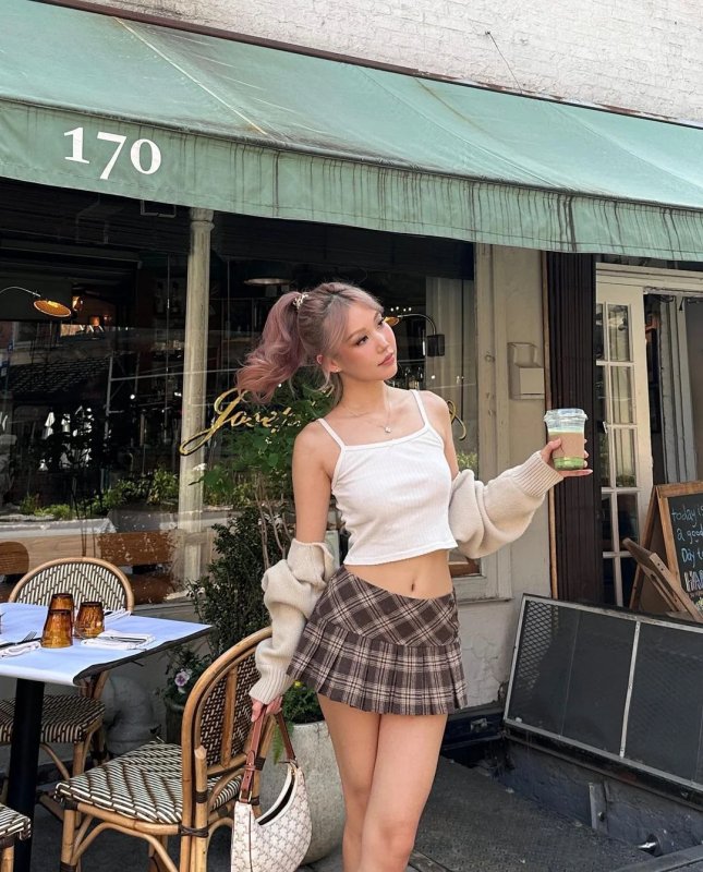 Сексуальные азиатки, на откровенных фото