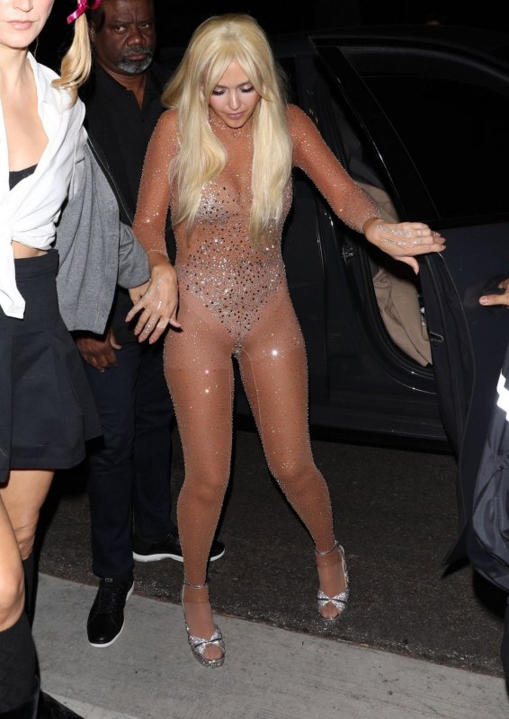 Джессика Альба в сексуальном наряде