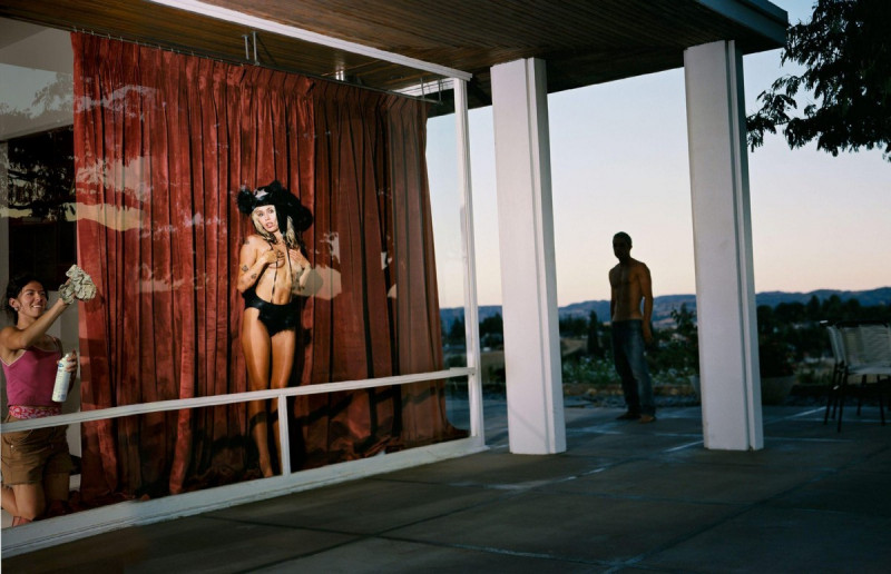 Майли Сайрус раздетая на фото