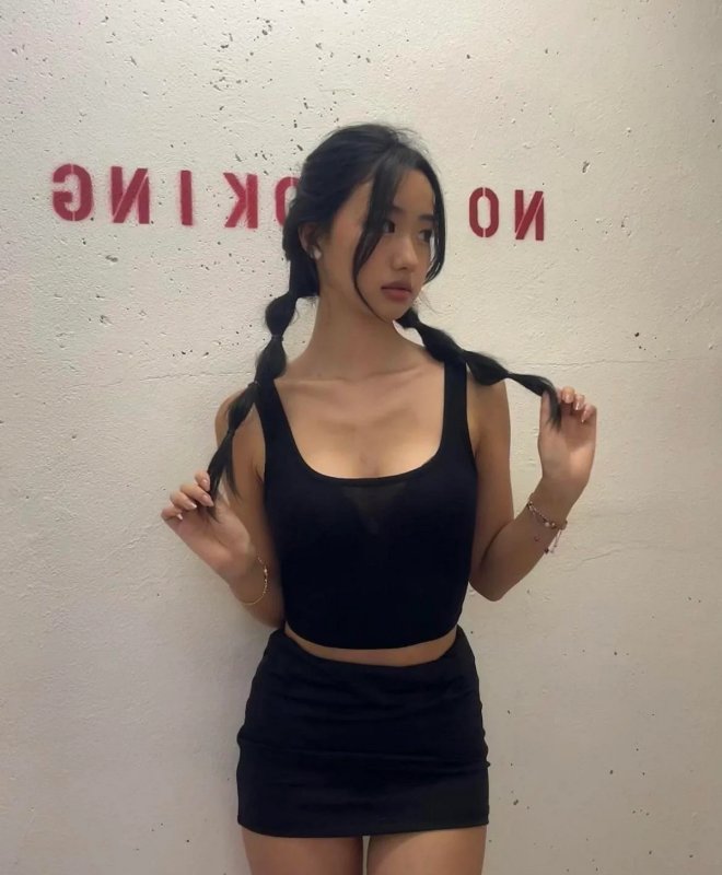 Сексуальные азиатки, на откровенных фото