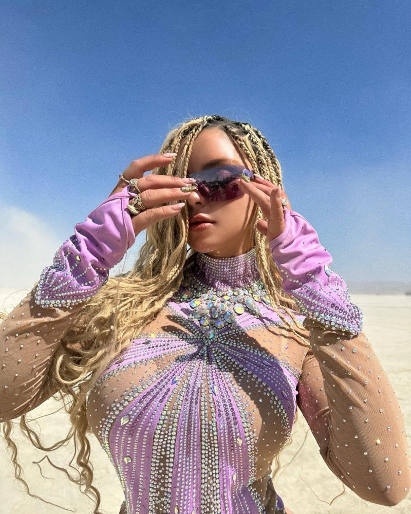 Деми Роуз голая на фотографиях