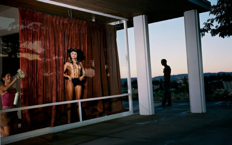 Майли Сайрус раздетая на фото