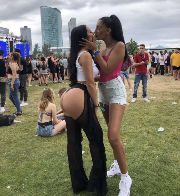 Голые девушки, фото красивых девушек