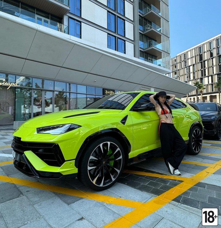 Ольга Серябкина в откровенных кадрах 3d7547e9cd15450deb6d3e12b1a8c80a.jpg