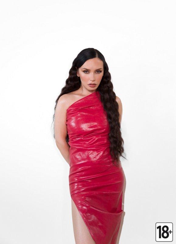 Ольга Серябкина откровенных на снимках