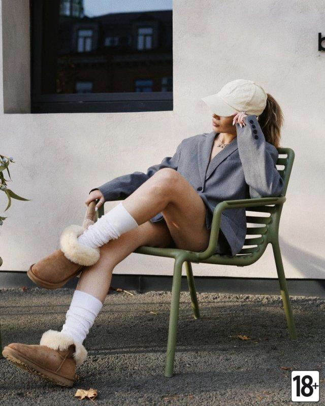 Чара Хорив на откровенных фото