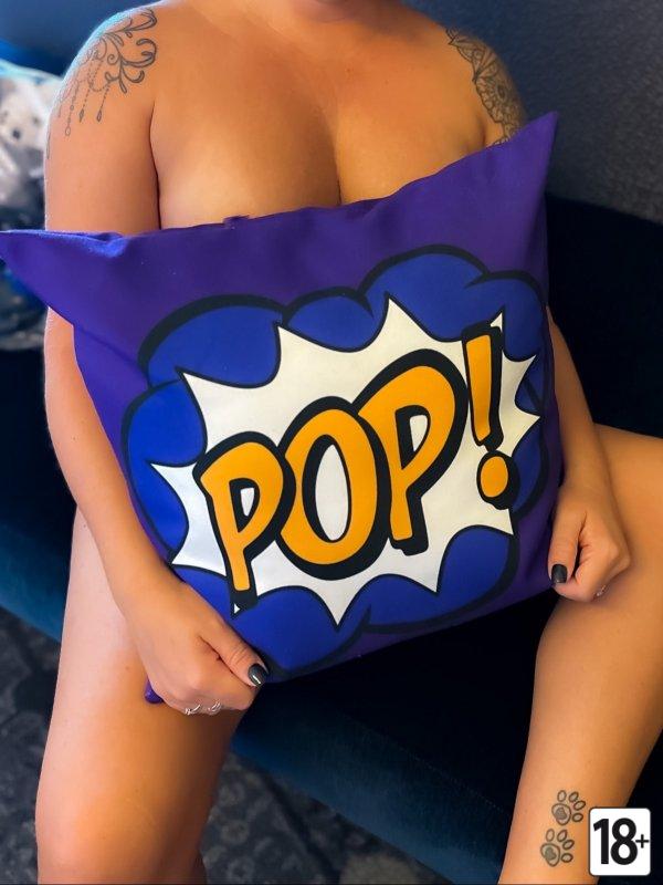 Горячие девушки, фото без лифчика